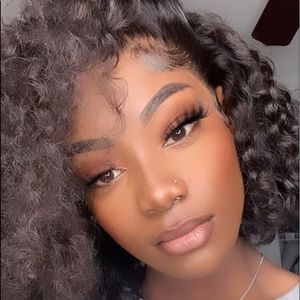 Meet your Posher, D’asja